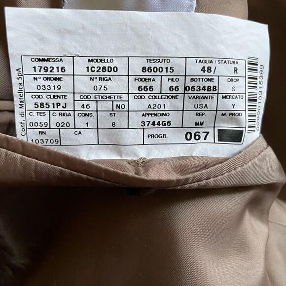 Armani Collezioni Beige Camel Hair 
Single Breasted Blazer Size 48/ XXL - Picture 4 of 7